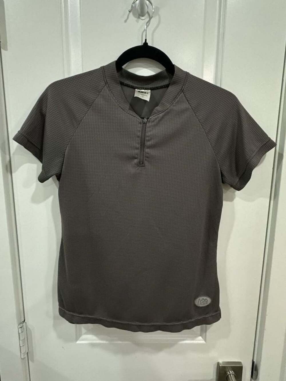 REI Women's Gray Waffle Knit Short Sleeve 1/4 Zip Athletic Shirt Size S